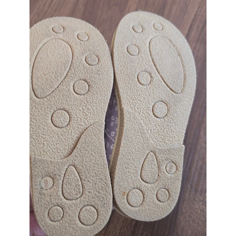 Modern Moments by Gerber support day flats